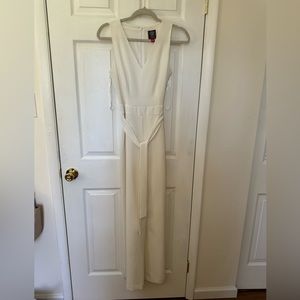 Vince Camaro white jumpsuit. Crepe. Size 4. Tie waist.